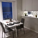 Med Strandbeliggenhet 아파트 *